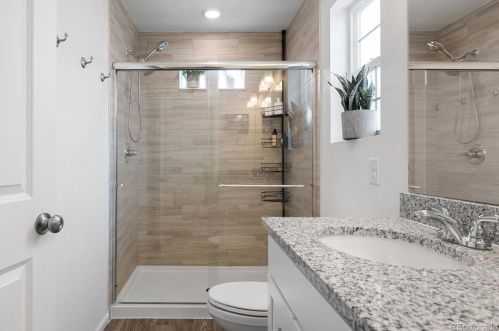 4568 Quemoy St, Aurora CO  80019-6025 exterior