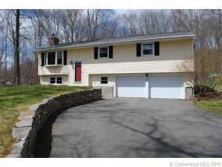 32 Stage Harbor Rd, East Hampton, CT 06447-1115