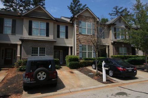 3377 Pennington Dr, Lithonia, GA 30038-1579
