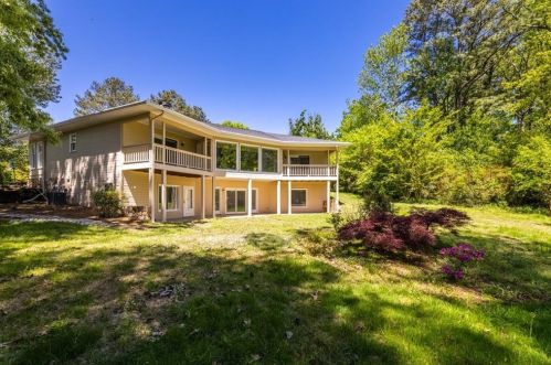 4464 Old Norcross Rd, Duluth GA  30096-4216 exterior