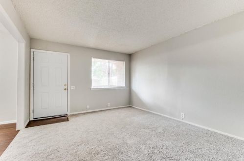 2808 Walnut Hill Ln, Irving TX  75038-5232 exterior
