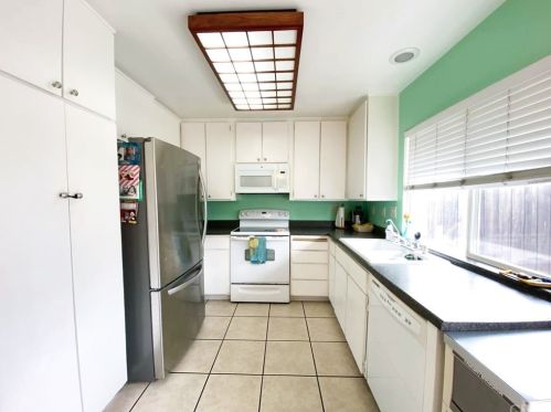 7053 Hampton Way, Stanton, CA 90680-2830