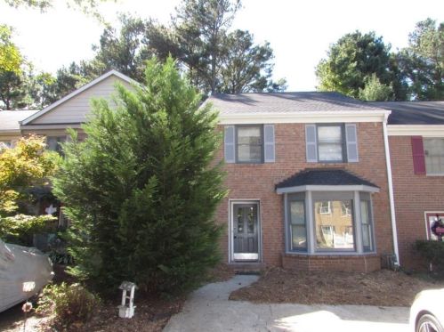 1756 Twin Brooks Dr, Marietta, GA 30067-7865