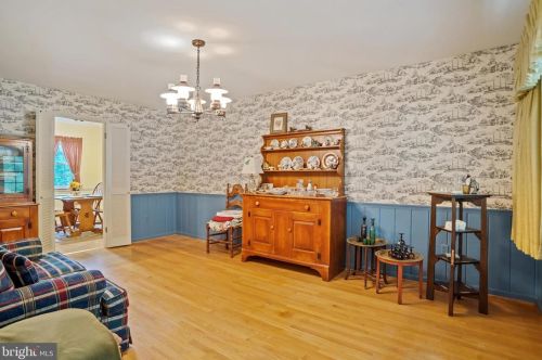 16 Severn Riv Rd, Severna Park MD 21146-4659 exterior