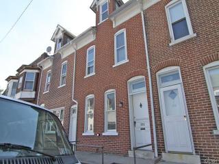 530 10th St, Allentown, PA 18102-2702