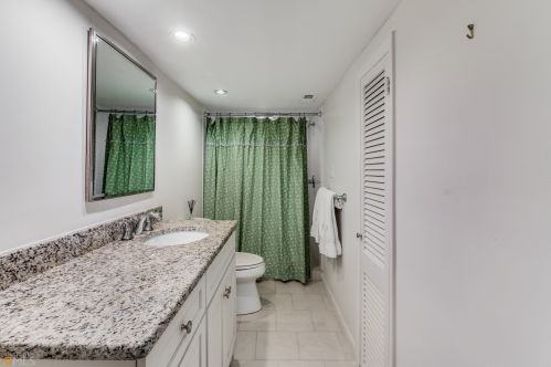 445 Highbrook Dr, Atlanta GA  30342-2316 exterior