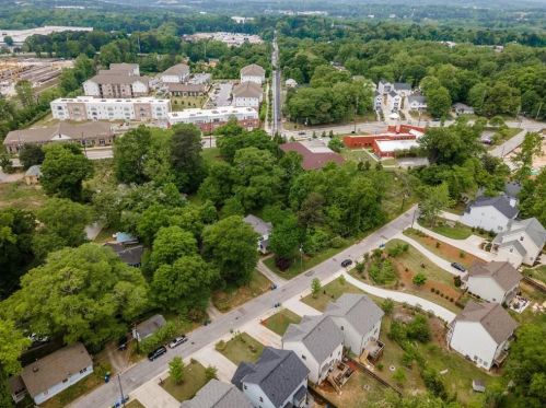 1911 Felker Ward St, Atlanta GA  30318-1810 exterior