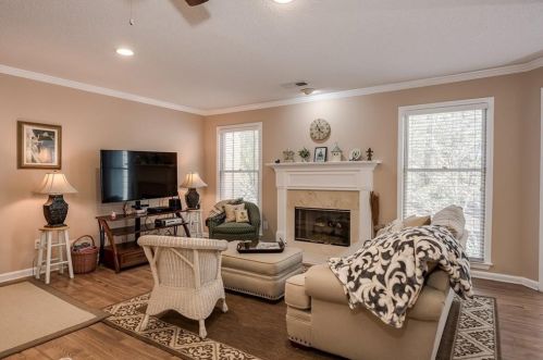 703 Bainbridge Dr, Atlanta GA  30327-4267 exterior