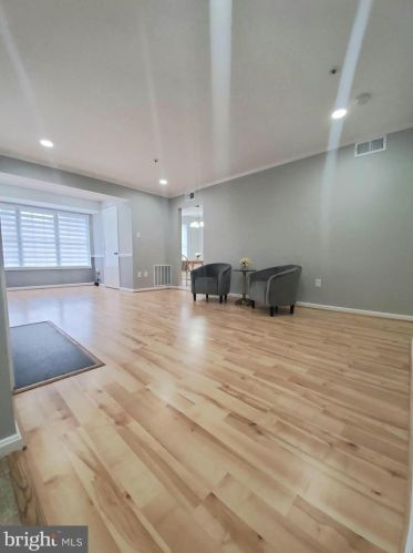 14909 Cleese Ct, Silver Spring, MD 20906-6142