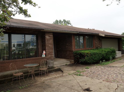 701 Dierking Ter, Elk Grove Vlg, IL 60007-2405