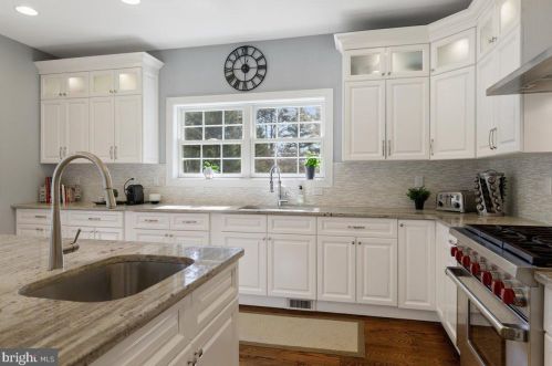 199 Snowden Ln, Princeton NJ 08540-3629 exterior