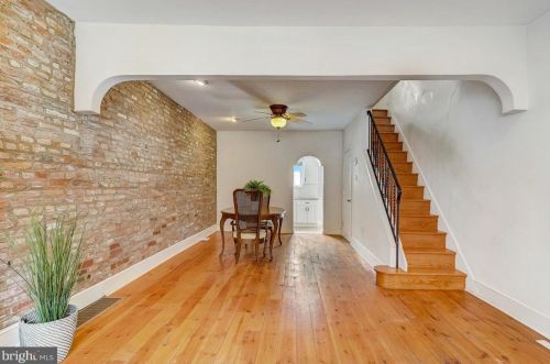 356 Emily St, Philadelphia, PA 19148-2624