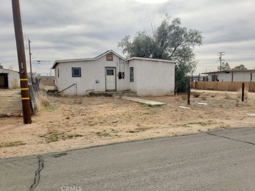 27104 Prospect St, Boron, CA 93516-1642