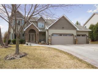 3951 Clippers Rd, Saint Paul, MN 55122-3804
