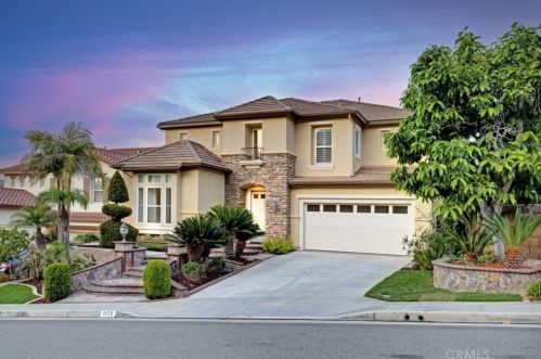 1176 Night Star Way, Anaheim, CA 92808-2520
