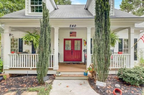 540 Wintergreen Way, Holly Springs, GA 30115-8516