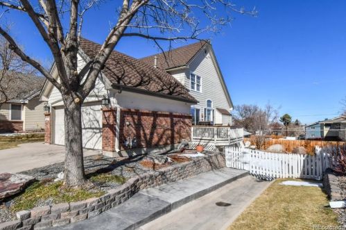 5637 Iliff Dr, Denver, CO 80227-3979