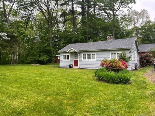 47 Pendleton Rd, Granby, CT 06035-2128