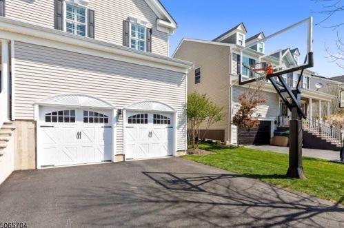 13 Dalton Rd, Hackettstown NJ  07840-4690 exterior