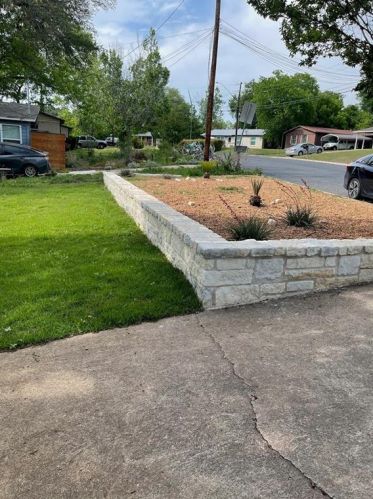 4712 Creekwood Rd, Austin TX  78723-5316 exterior