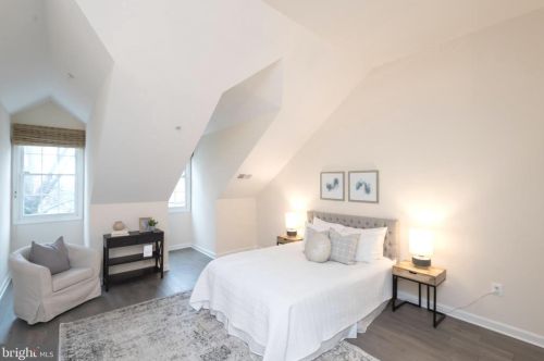 8527 2 Ave, Silver Spring MD 20910-2151 exterior