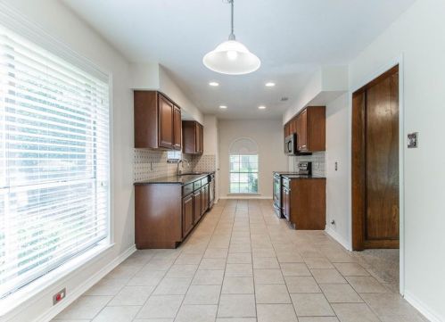 6007 Canyon Springs Rd, Dallas TX  75248-2116 exterior