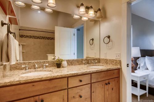 720 Albion St, Denver CO  80220-4920 exterior