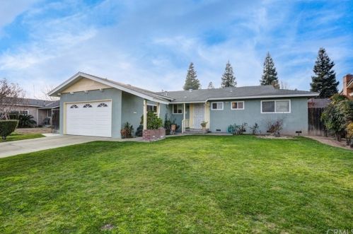 2702 Adler Ave, Clovis, CA 93612-3401