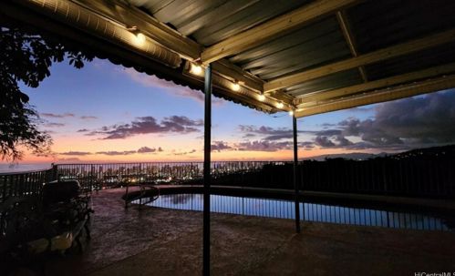 3627 Kawelolani Pl, Honolulu HI  96816-3304 exterior