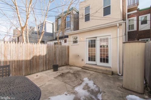 1338 22nd St, Philadelphia PA 19146-4241 exterior