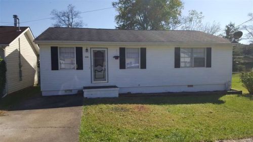 6129 Curry Ave, Huntington, WV 25705-2234