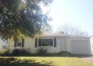 1012 Loekes Dr, Florissant MO  63031-5349 exterior