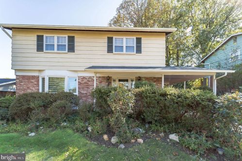 326 Hannes St, Silver Spring, MD 20901-1769