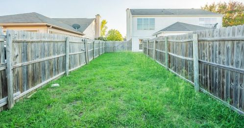 2414 Forestbrook Dr, Garland TX  75040-4029 exterior