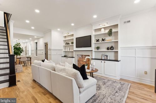 743 22nd St, Philadelphia PA 19130-2604 exterior