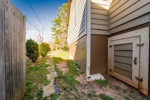 1587 Eastland Rd, Atlanta GA  30316-3410 exterior
