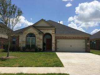 2815 Intrepid Trl, Richmond, TX 77471-6322