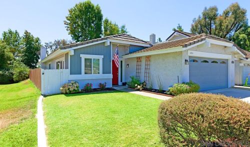 1715 Hill Top Ln, Encinitas, CA 92024-1971