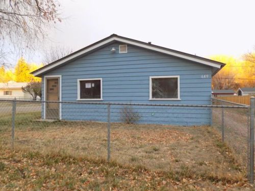 689 Lincoln St, Craig, CO 81625-1805