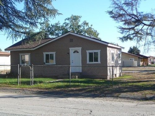 253 County Line Rd, Calimesa, CA 92320-1209