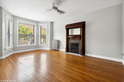 739 Wellington Ave, Chicago, IL 60657-5227