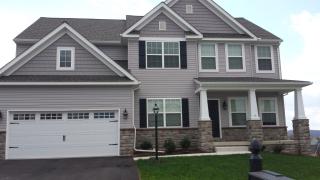 441 4th St, New Schaefferstown, PA 19506-9541