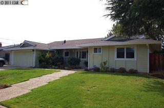 76 Sullivan Dr, Moraga, CA 94556-1240