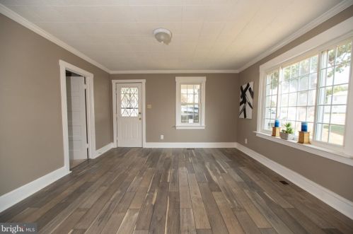 793 Jefferson Ave, Charles Town WV  25414-1219 exterior