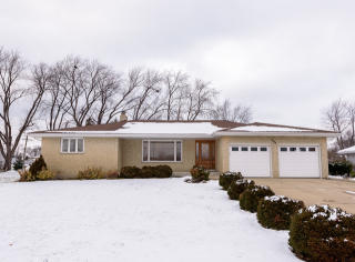 3105 16th St, Joliet, IL 60435-1148