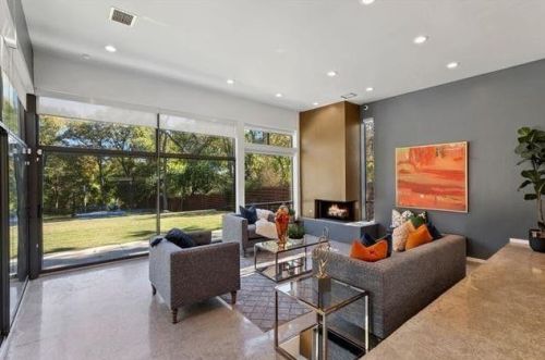 9562 Ash Creek Dr, Dallas TX  75228-3770 exterior