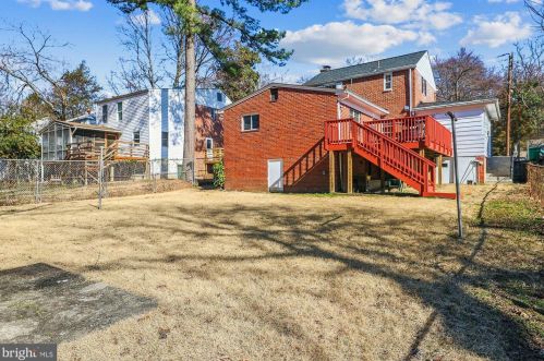 7304 15th Ave, Silver Spring, MD 20912-7049