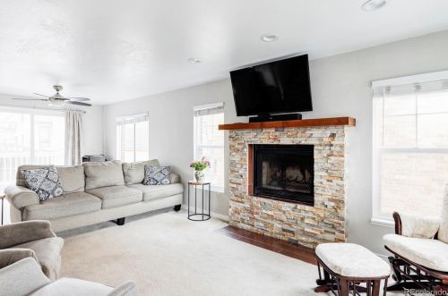 8902 Wolcott Ln, Westminster, CO 80031-7517