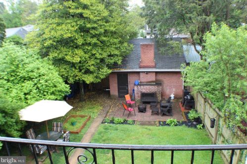 1309 Rose Ave, Lancaster PA  17601-4323 exterior