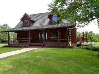 818 Fischer Rd, Peoria IL  61610-3906 exterior